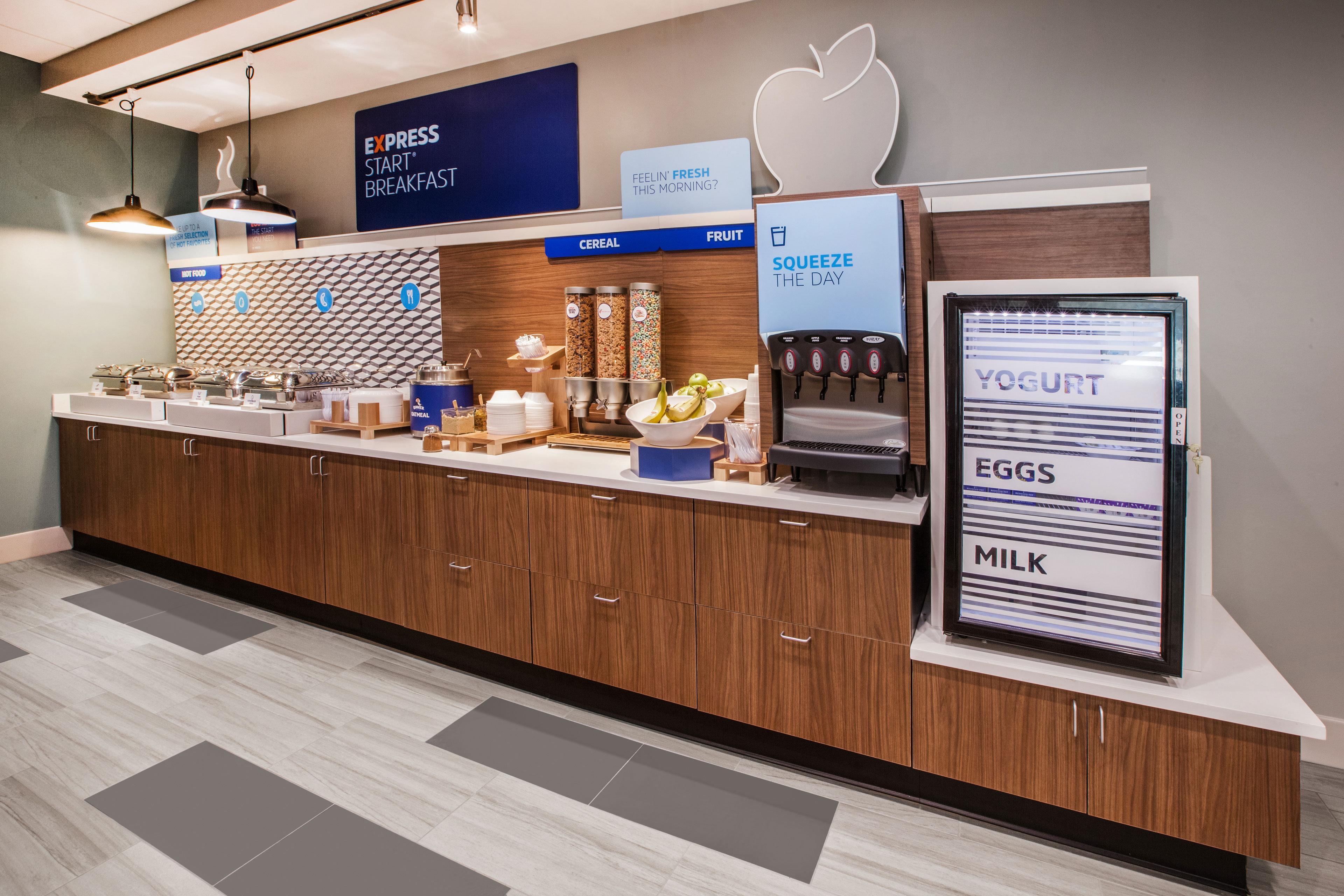 Holiday Inn Express Hotel & Suites Salem By Ihg Экстерьер фото