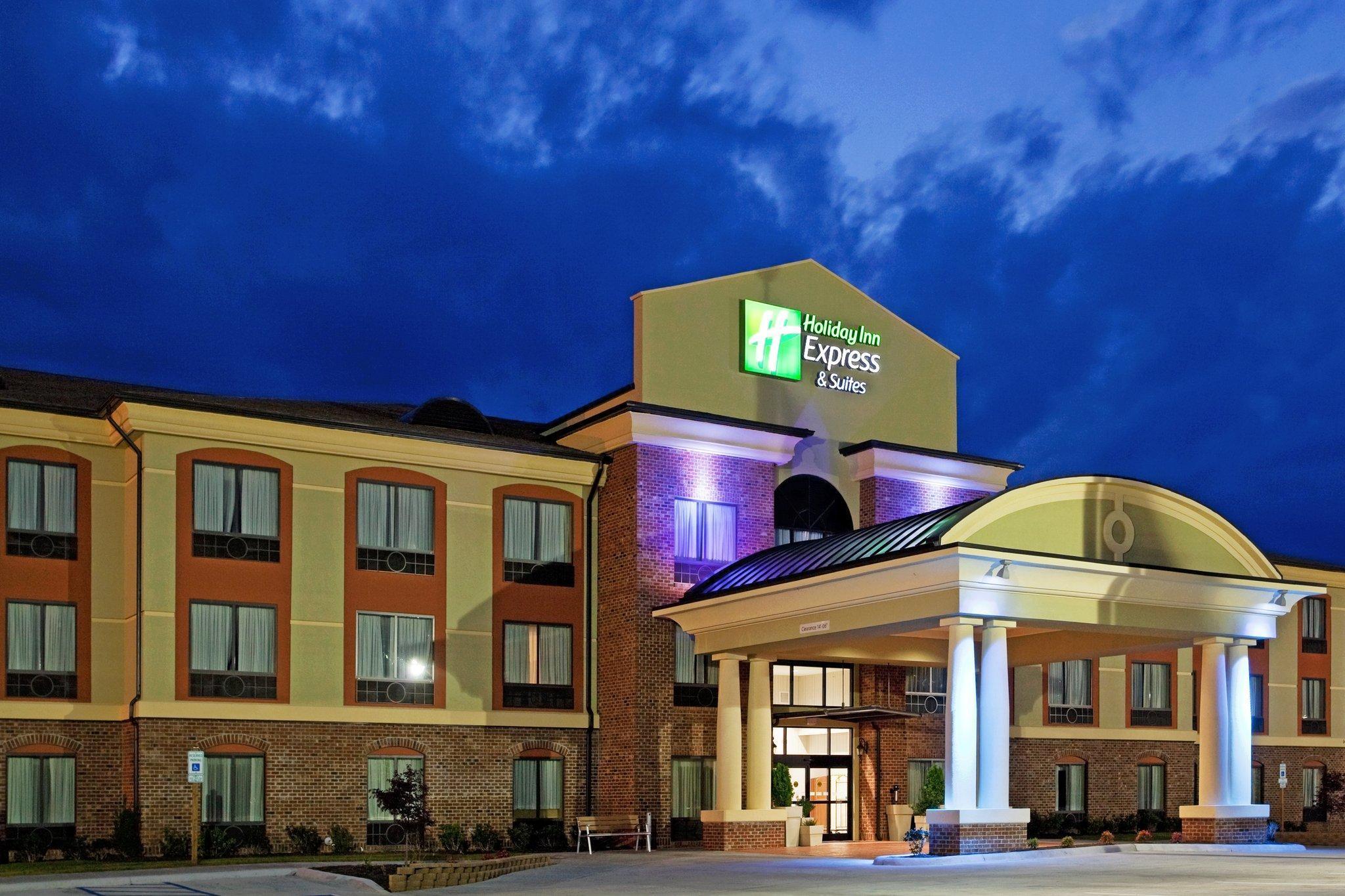 Holiday Inn Express Hotel & Suites Salem By Ihg Экстерьер фото